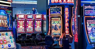 Studio produksi Lightning Dice dengan dealer profesional di platform milan 69